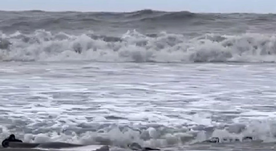 আজ বিকেলের মধ্যে উপকূলে আঘাত হানতে পারে ‘মোকা’