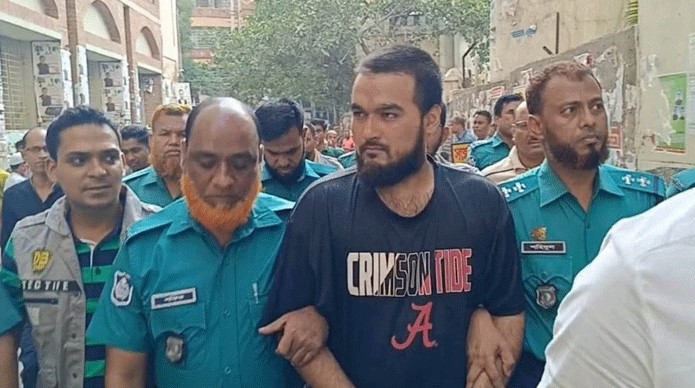 ক্ষমা চাইলেন নোবেল
