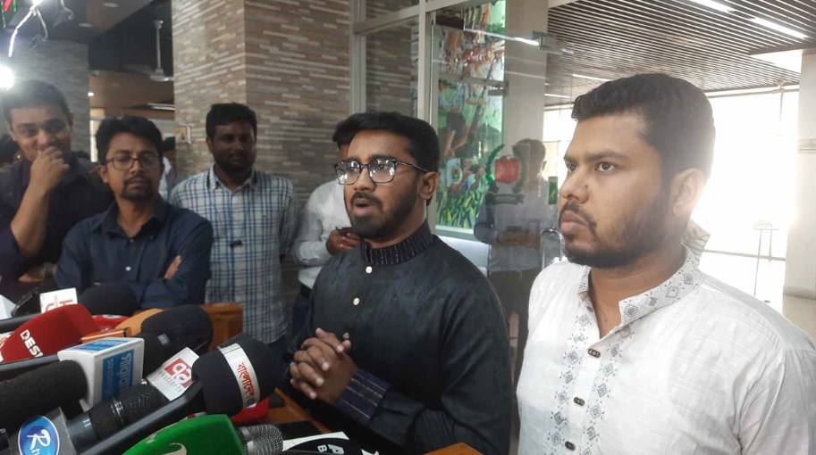 প্রবাসীদের ভোটের আওতায় না আনলে মানবো না : রাশেদ খান
