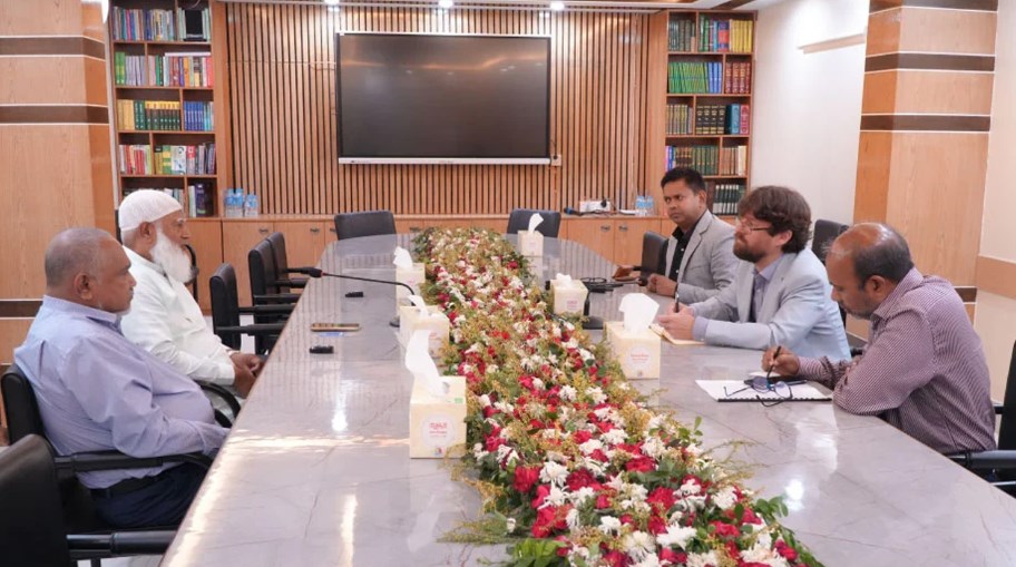 জামায়াত আমিরের সঙ্গে প্যাট্রিক শ্রোয়েডারের সৌজন্য সাক্ষাৎ
