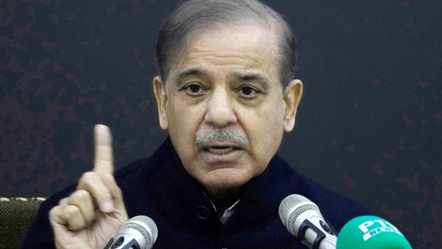 ভারতের সঙ্গে উত্তেজনা, মালয়েশিয়া সফর বাতিল করলেন শেহবাজ