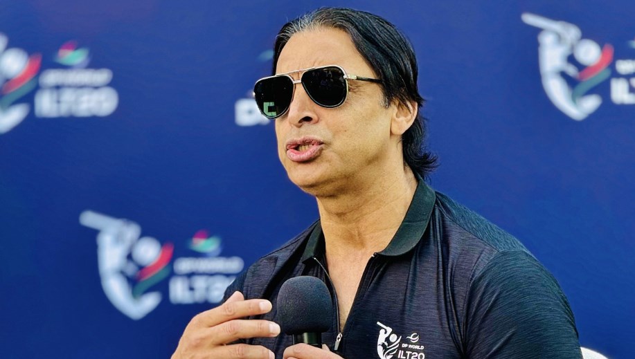শোয়েব আখতারের নামে ১ বিলিয়ন রুপি মানহানির নোটিশ