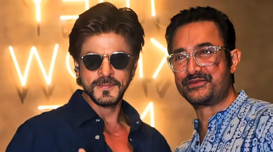 শাহরুখের সঙ্গে সংঘাতকে ‘ছেলেমানুষি’ বললেন আমির