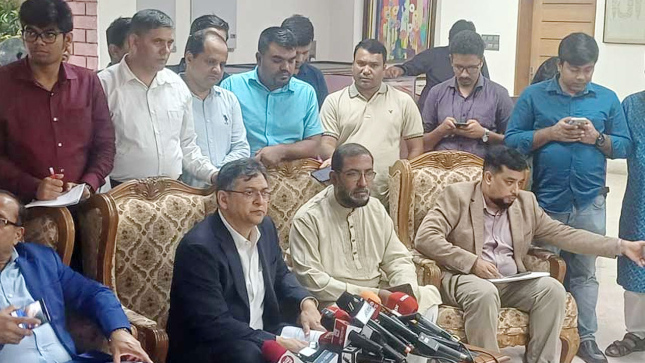 ক্ষুব্ধ সালাহউদ্দিন বললেন, বিএনপি কি পাঁচ নম্বর দল