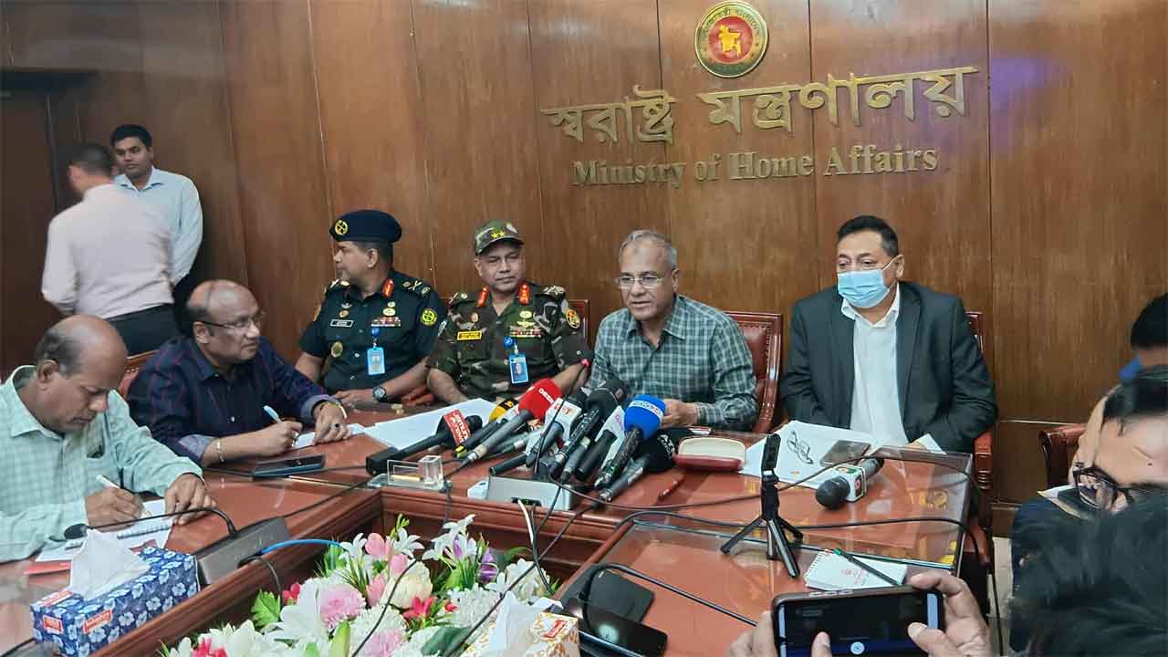 ১৩ নভেম্বর ঘিরে শক্ত অবস্থানে থাকবে পুলিশ, বাড়ানো হয়েছে প্যাট্রোলিং