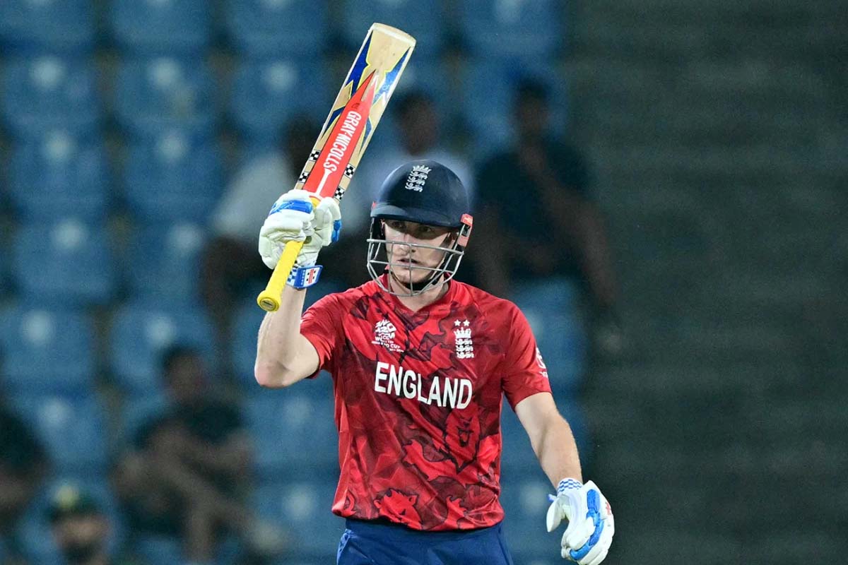 ব্রুকের সেঞ্চুরি, পাকিস্তানকে হারিয়ে সেমিফাইনালে ইংল্যান্ড