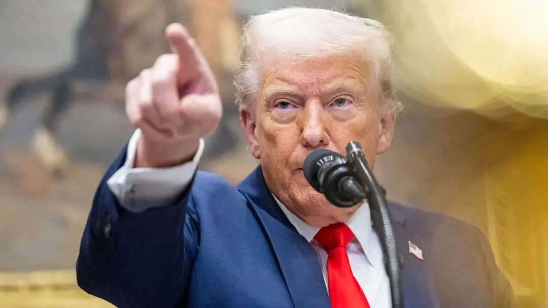 হরমুজে টোল আদায় নিয়ে ইরানকে ট্রাম্পের সতর্কবার্তা