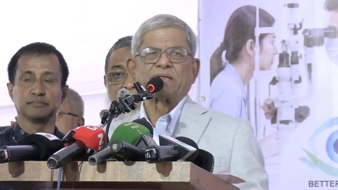 ক্ষমতায় আসছেন ভেবে দম্ভ নয়, মানুষের সেবা করুন: মির্জা ফখরুল