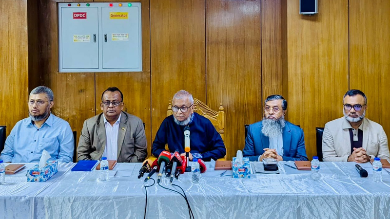রোববার মজুরি বোর্ড গঠন, শ্রমিকদের আন্দোলনে থাকার কারণ নেই: শ্রমমন্ত্রী
